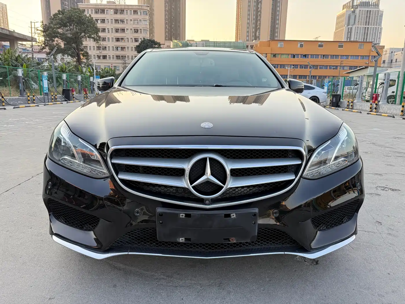 Mercedes-Benz E-Class 2015 E 260 L Sport фото 2