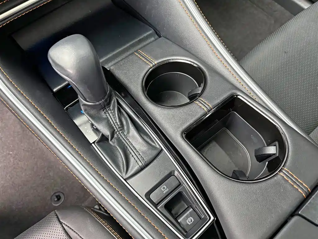 Toyota Avalon 2024 Model Hybrid 2.0L Prestige Edition фото 17