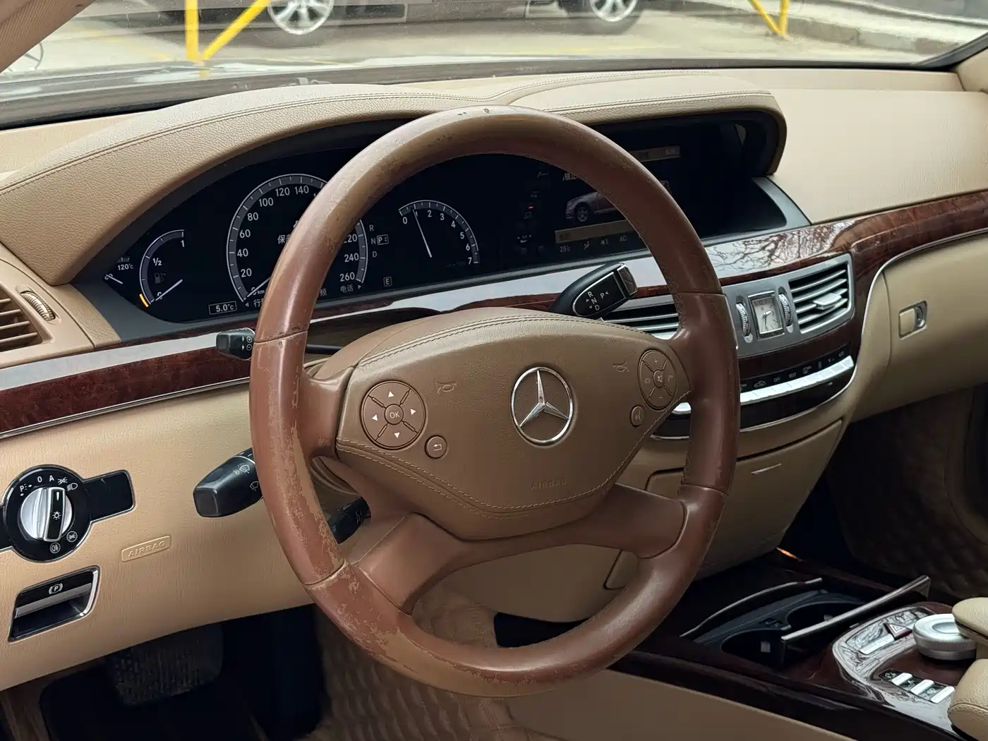 Mercedes-Benz S-Class 2012 S 300 L Luxury Grand Edition фото 27