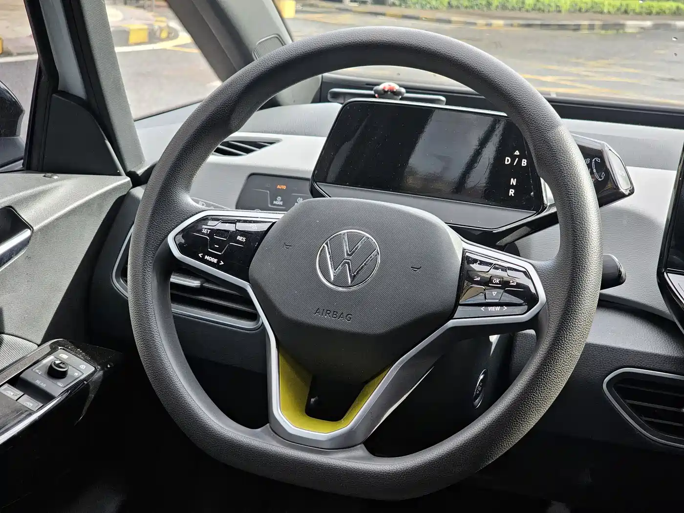 Volkswagen ID.3 2023 Pure Smart Edition фото 14