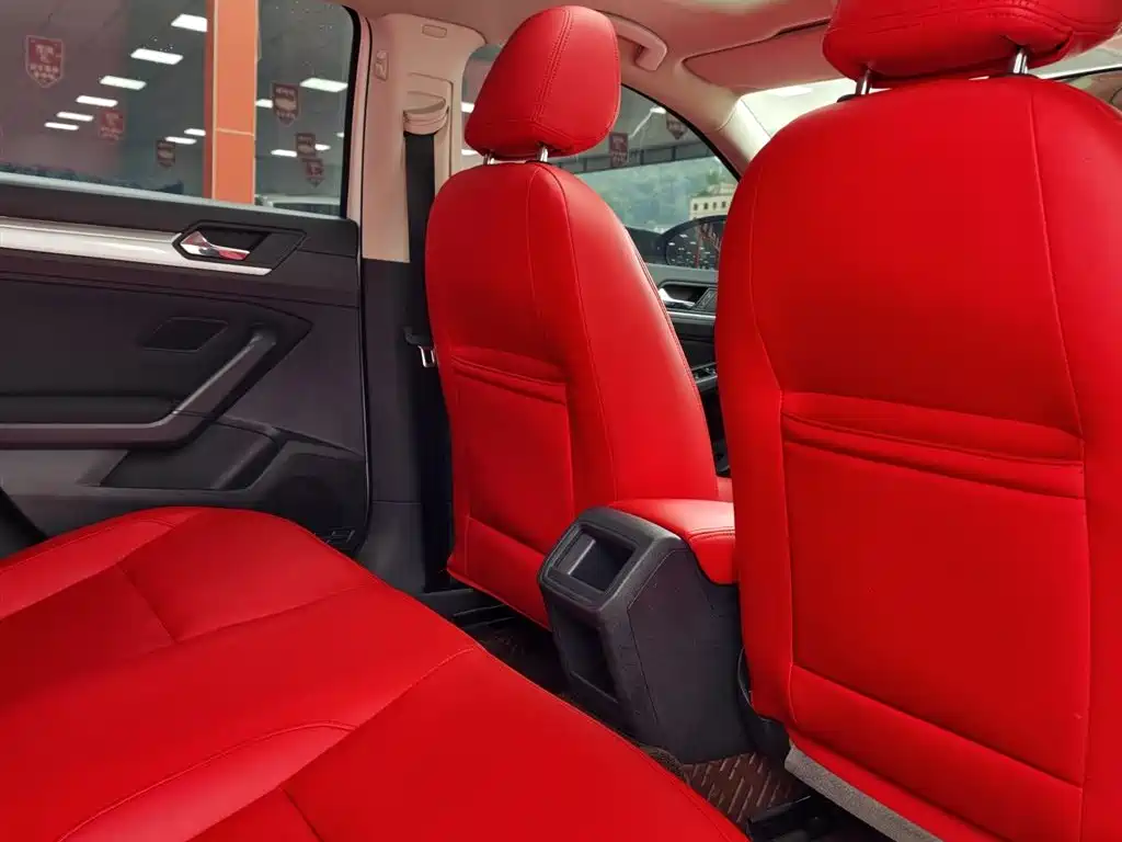 Volkswagen Lamando 2021 230TSI DSG Fashion Edition фото 15