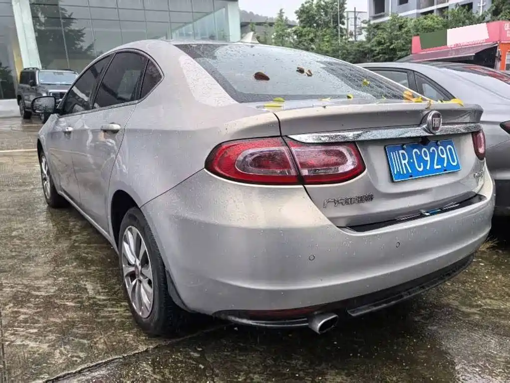 Fiat Viaggio 2014 2012 1.4T Auto Joy Edition