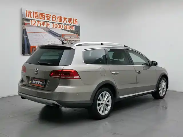 Volkswagen Magotan (Import) 2012 Wagon 2.0TSI 4WD Luxury — фото 2