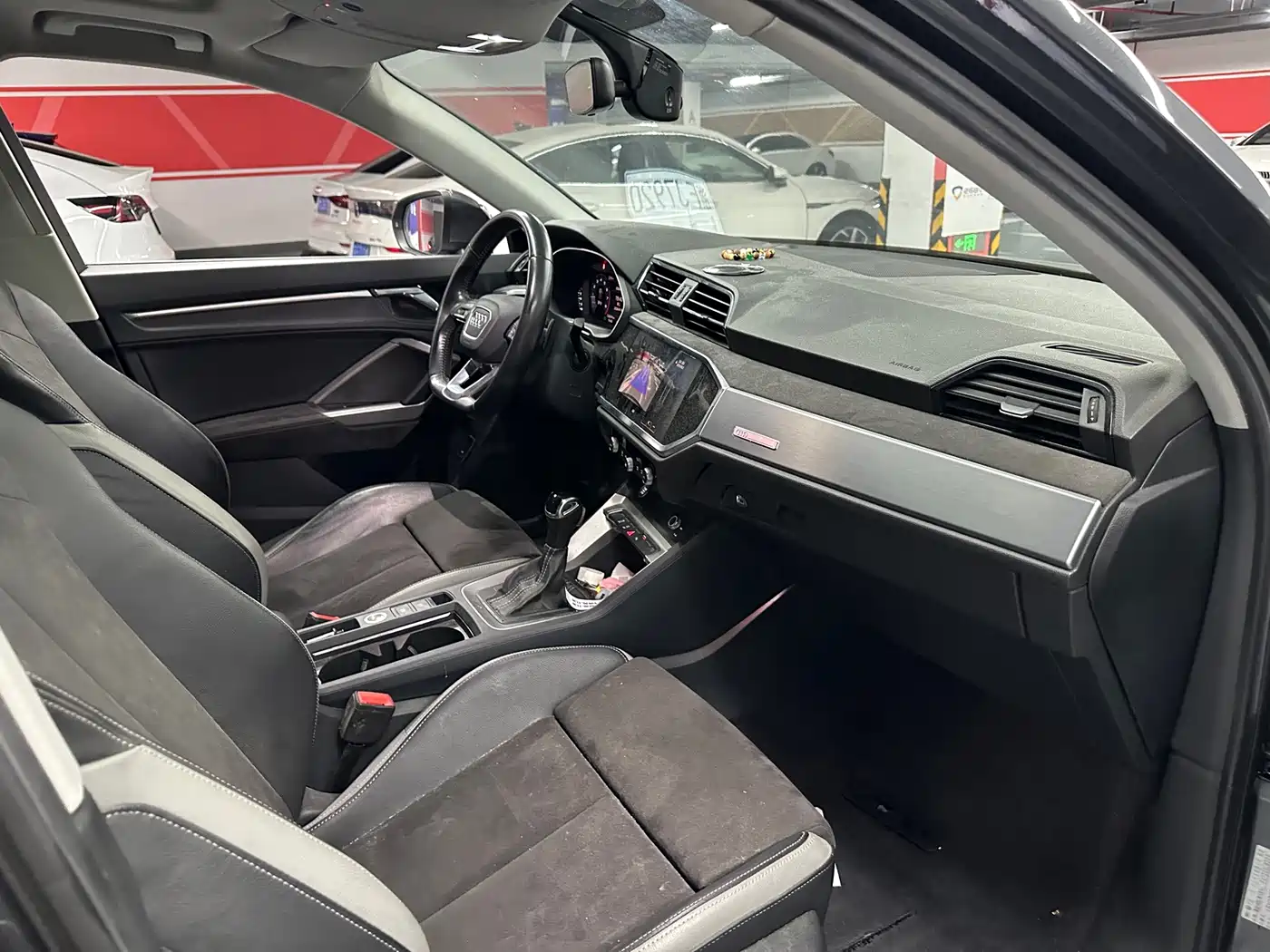 Фото 10 - Audi Q3