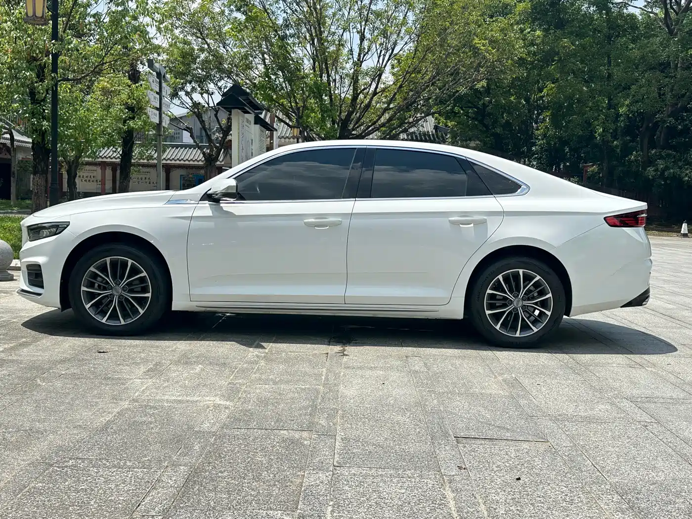 Geely Preface 2021 2021 2.0TD Luxury