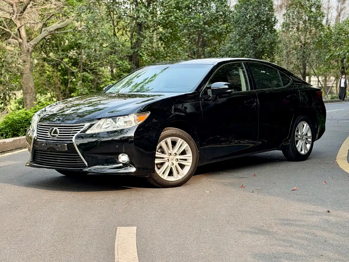 Lexus ES 2013 350 Elegance Edition