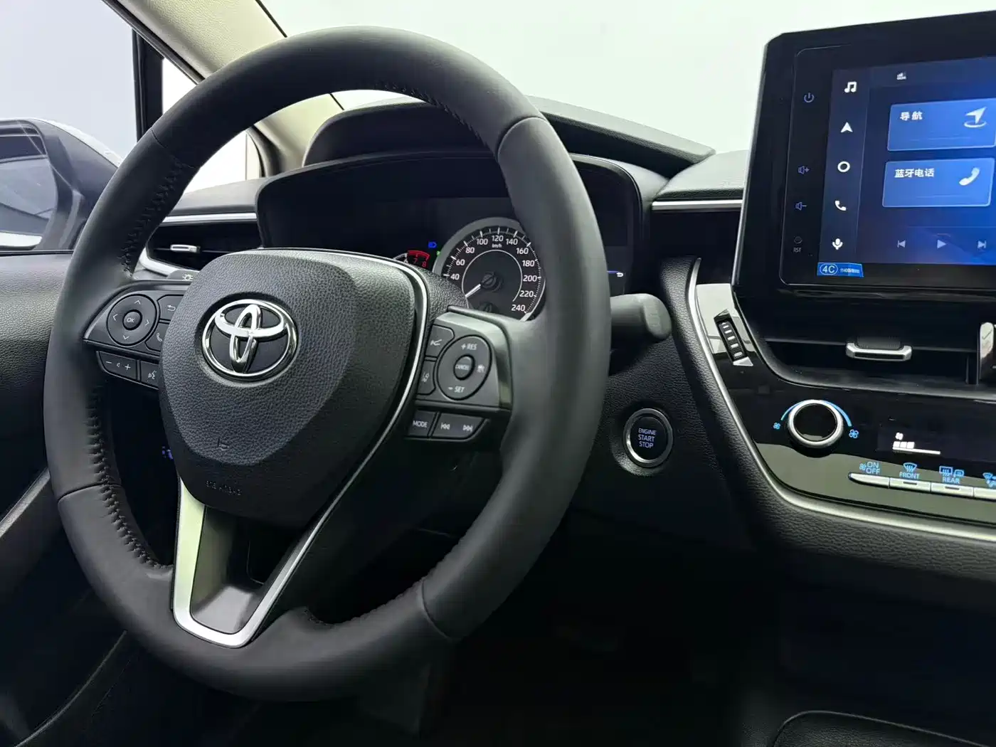 Toyota Corolla 2021 1.2T S-CVT Elite PLUS Edition фото 11