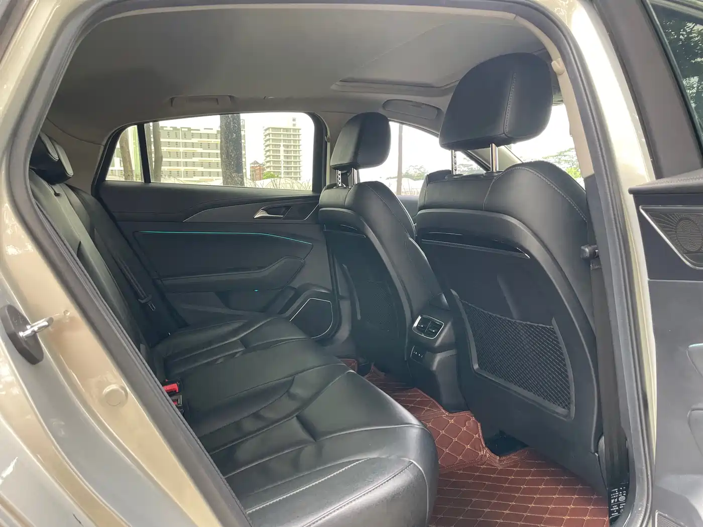 Hongqi H5 2020 1.8T Automatic Smart Connection Qi Rhythm Edition фото 10