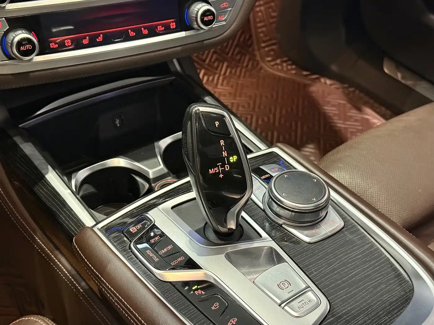 BMW 7 Series 2018 730Li Premium Type M Sport Package фото 8