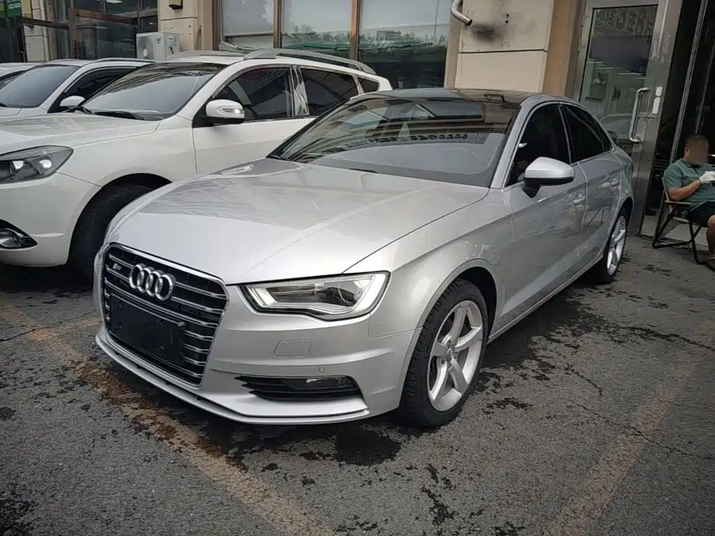 Photo 2 - Audi A3