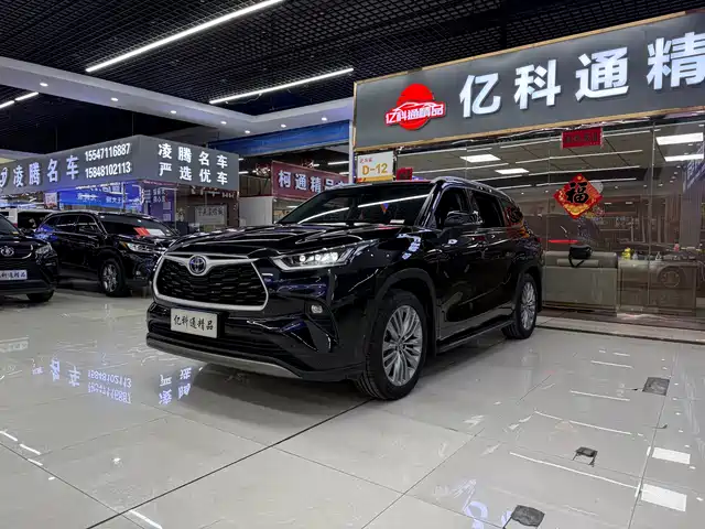  Toyota Highlander 2022 Model Dual Engine 2.5L 4WD Premium Edition 7-Seater