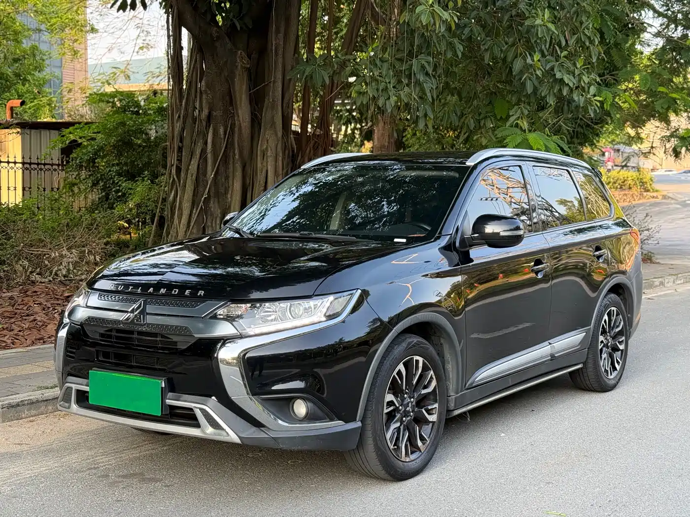 Mitsubishi Outlander 2019 — пригон из Китая