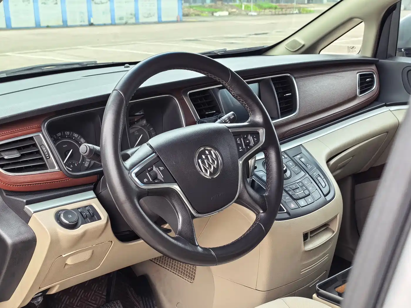 Buick GL8 2017 25S Comfort China V фото 9