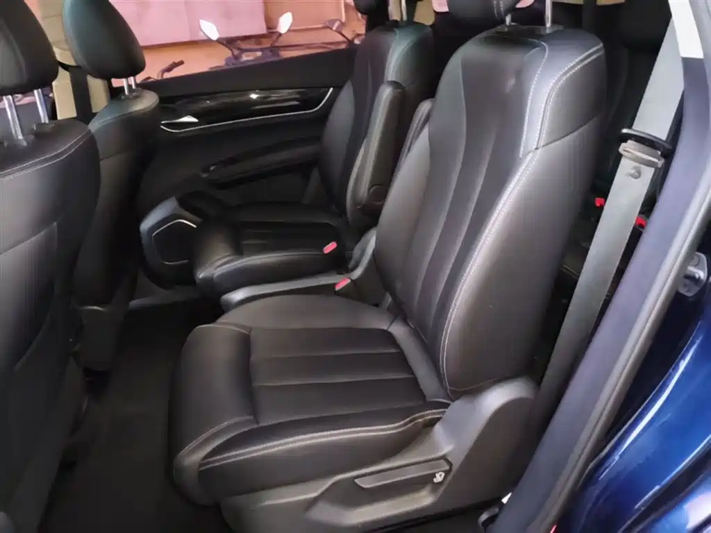 BYD Song MAX 2018 1.5T Auto Smart Connected Elite 6-Seater фото 17