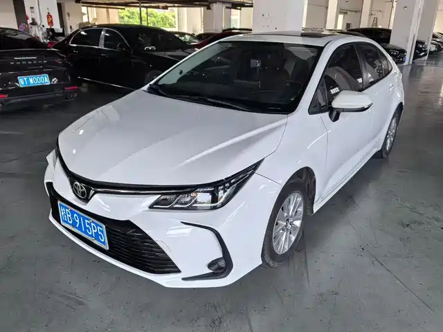 TOYOTA COROLLA