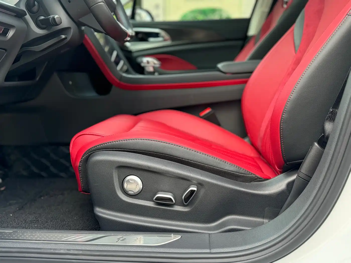 Hongqi H6 2023 2.0T Comfort Edition фото 19