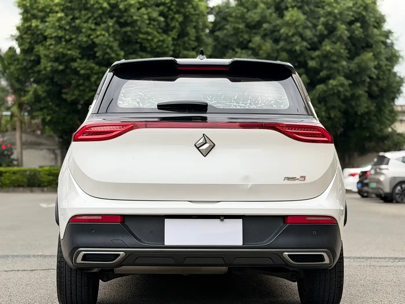 BAOJUN RS 5