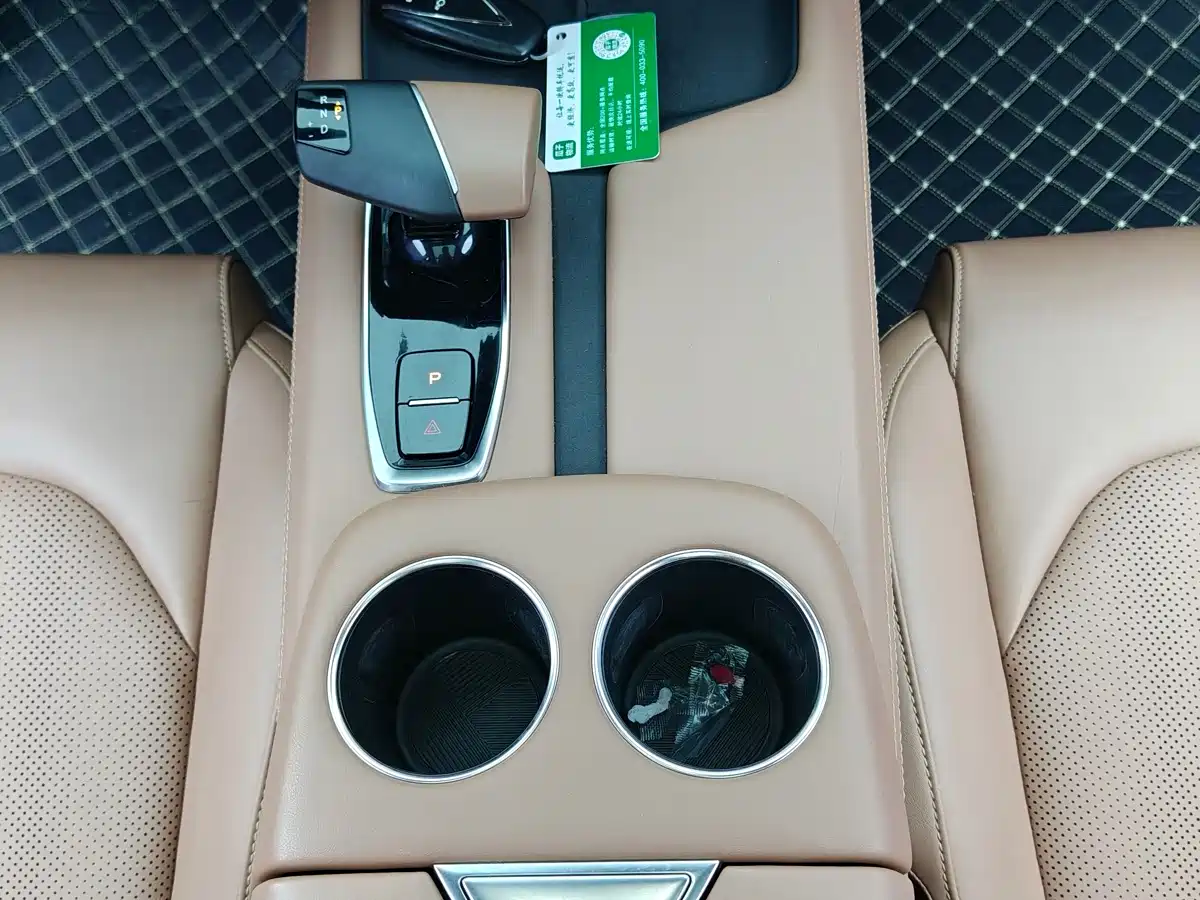 Changan UNI-Z 2024 2025 1.5T Premium