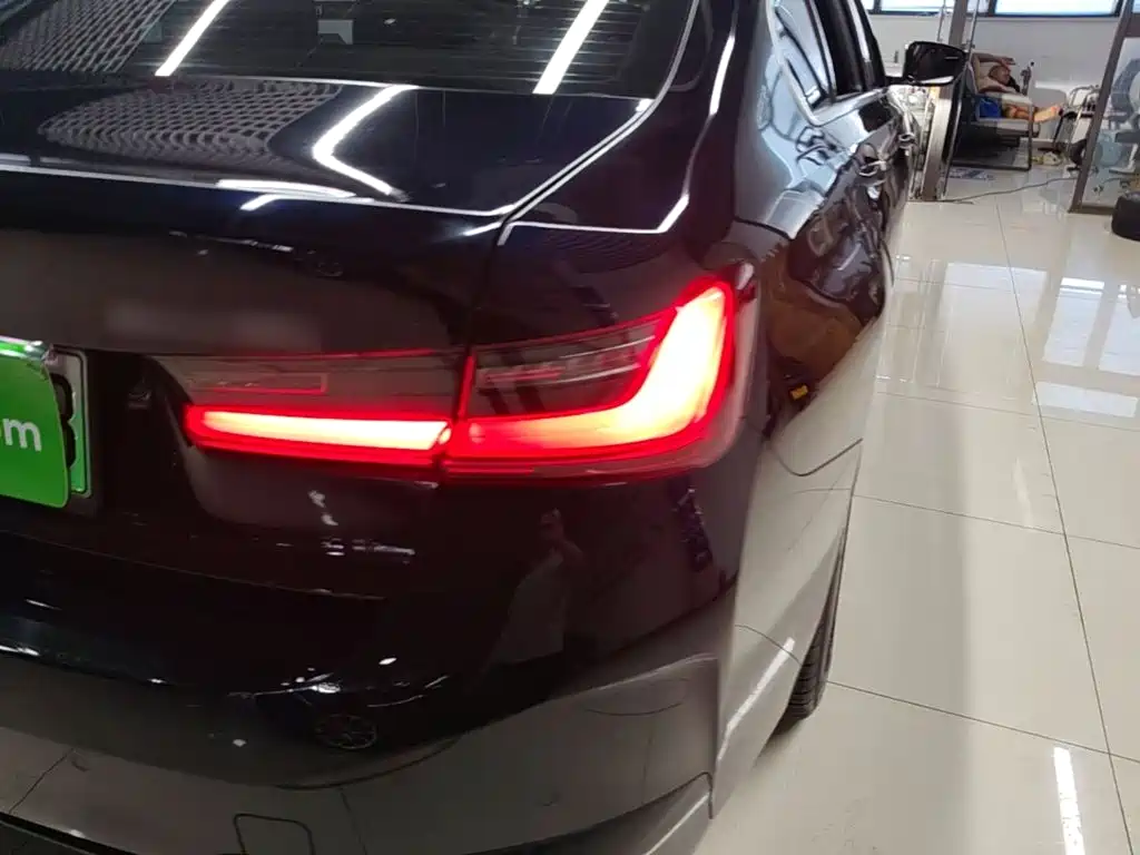 Фото 8 - BMW i3