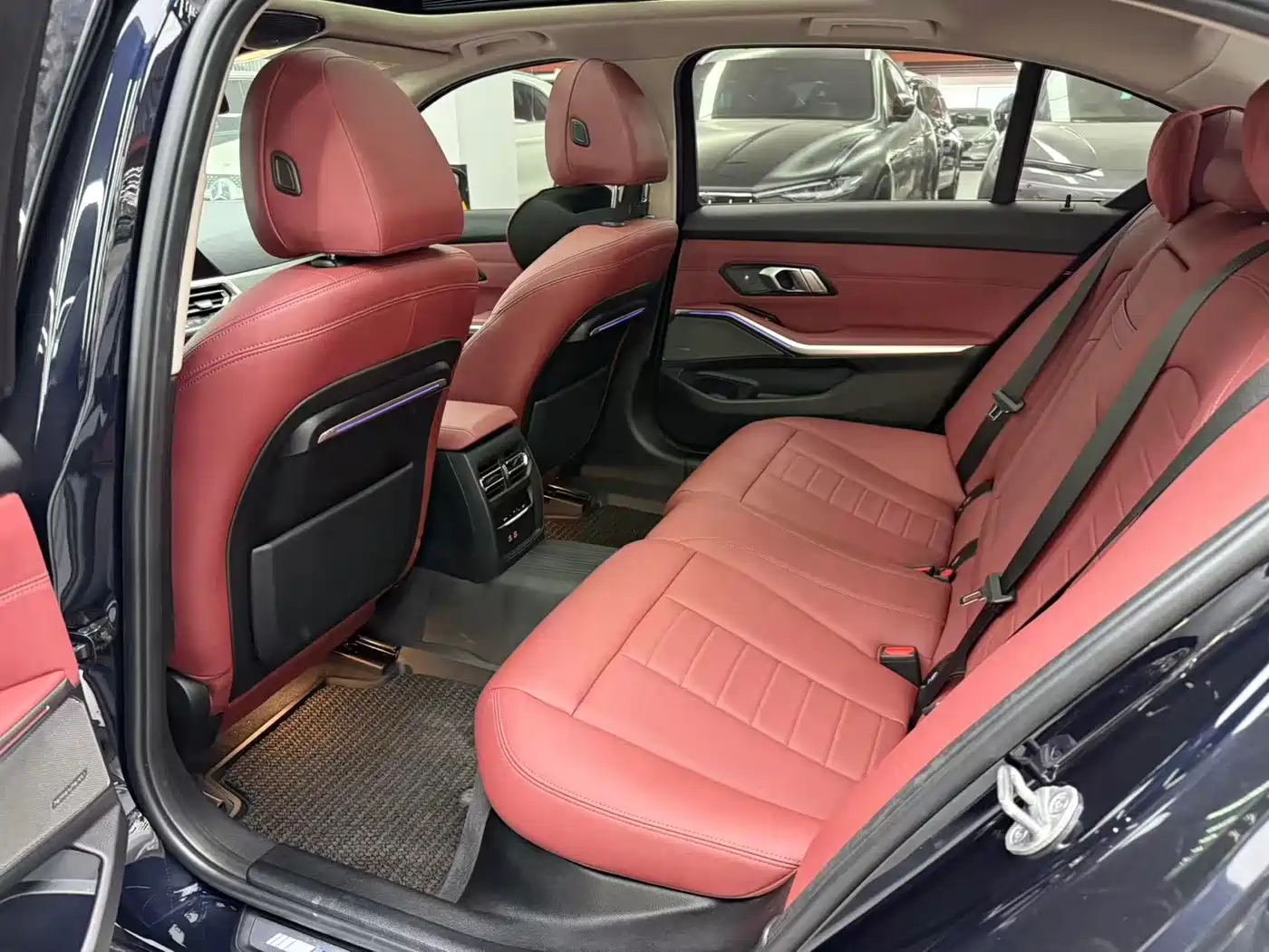 BMW 3 Series 2022 325Li M Sport Shadow Edition фото 7