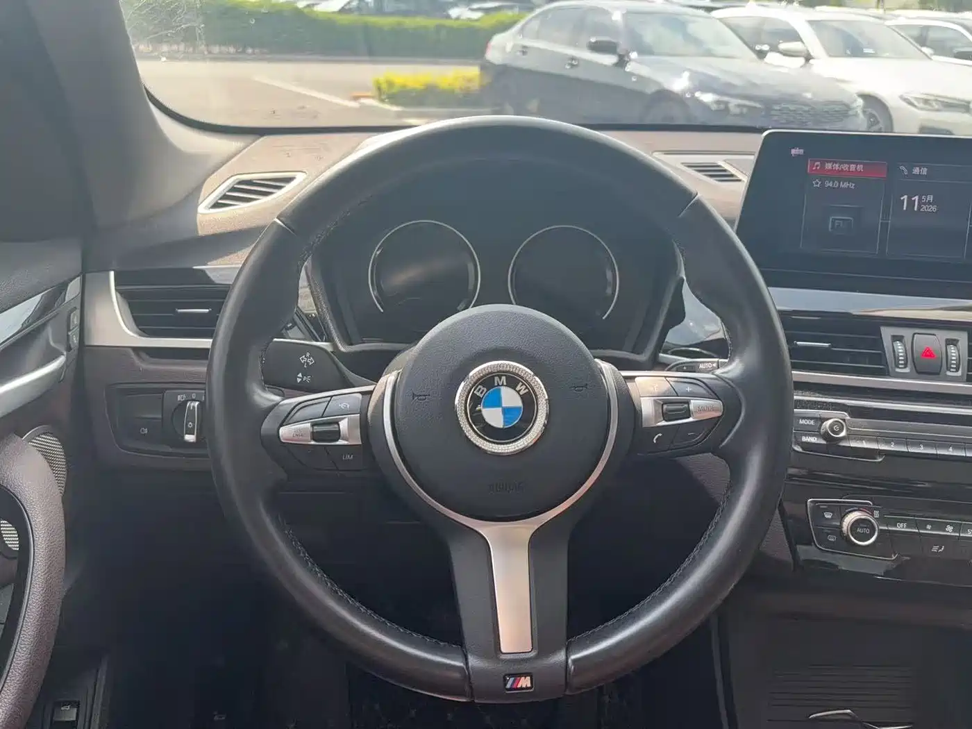 BMW X1 2021 sDrive25Li Leading фото 15