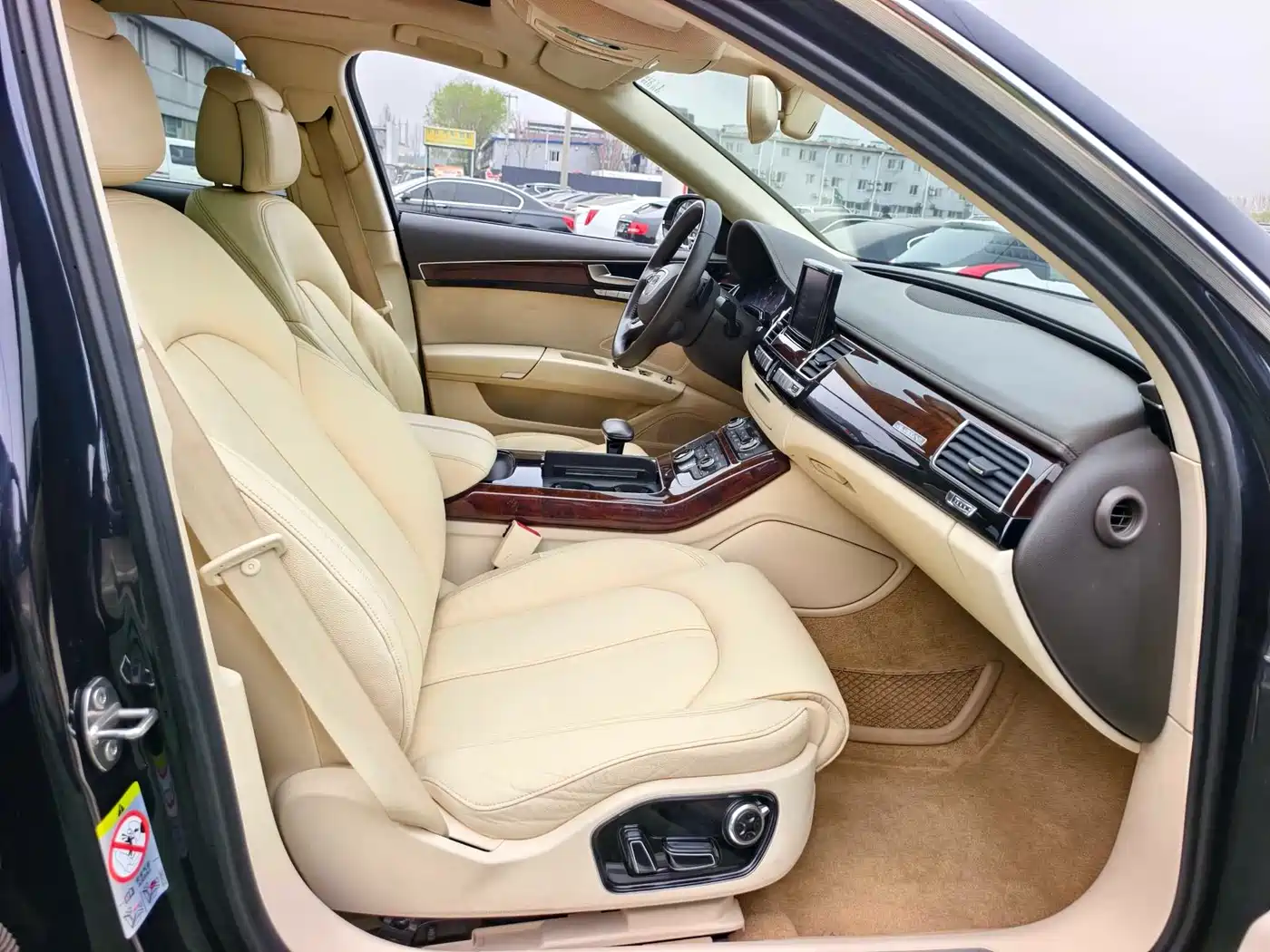 Audi A8 2013 A8L 45 TFSI quattro Comfort фото 15