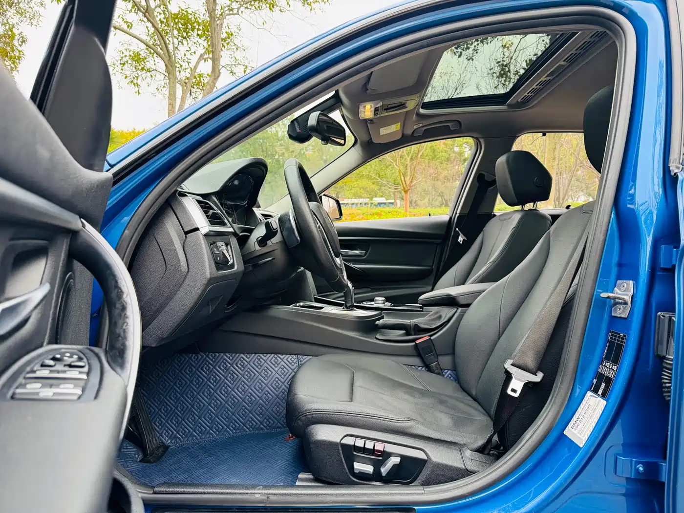 BMW 3 Series 2017 320Li M Sport фото 5