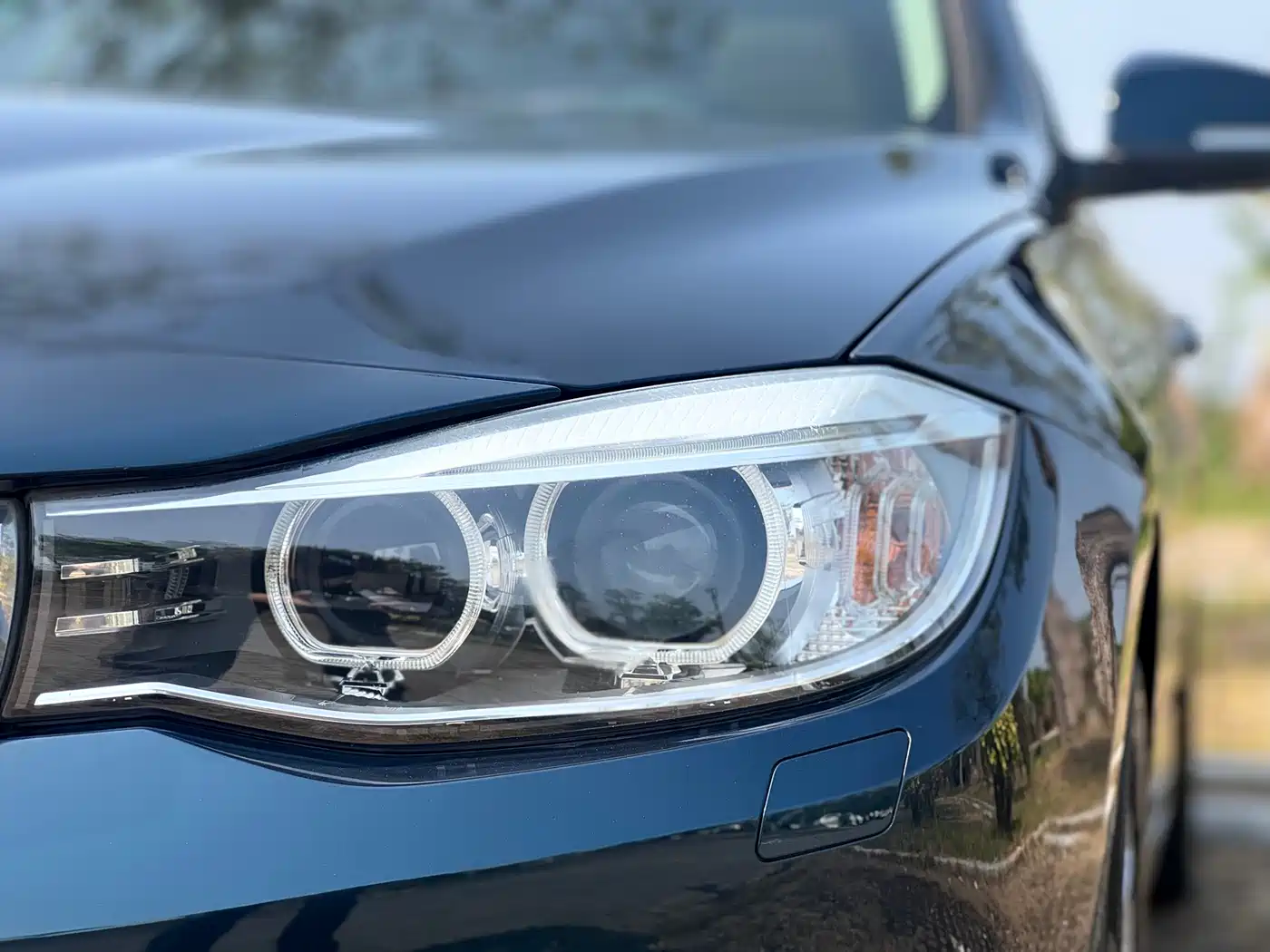 BMW 3 Series GT 2013 Model 320i Leading фото 19