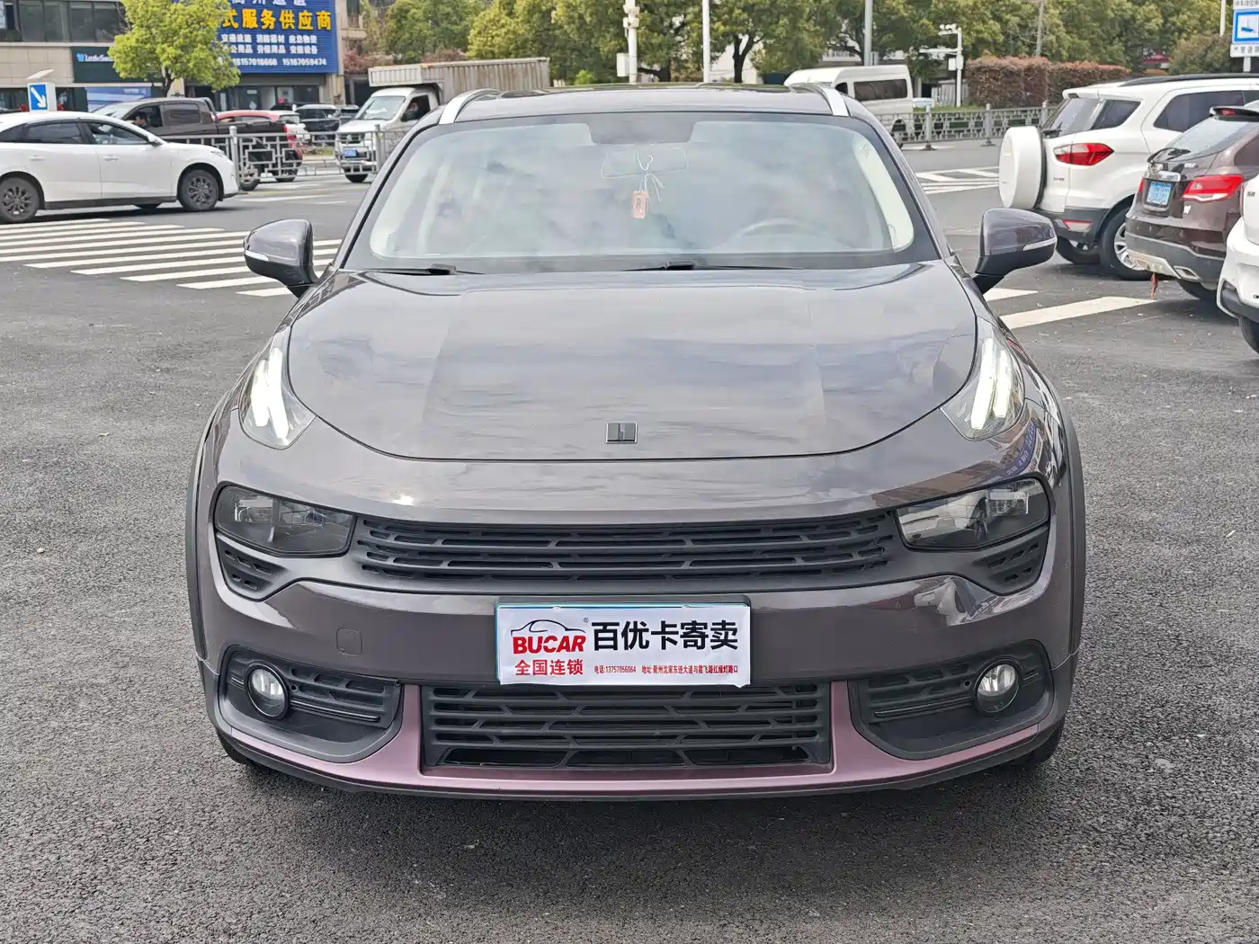 Lynk & Co 02 2020 1.5T DCT 2WD Shine Edition фото 2