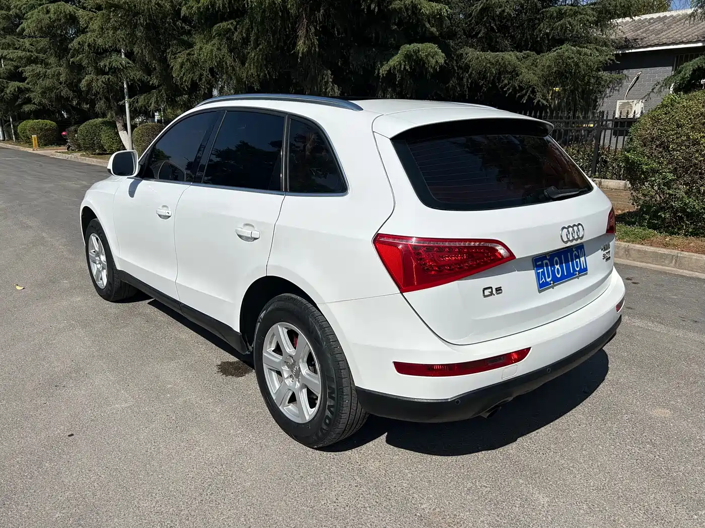 Audi Q5 2011 2.0TFSI Progressive фото 3