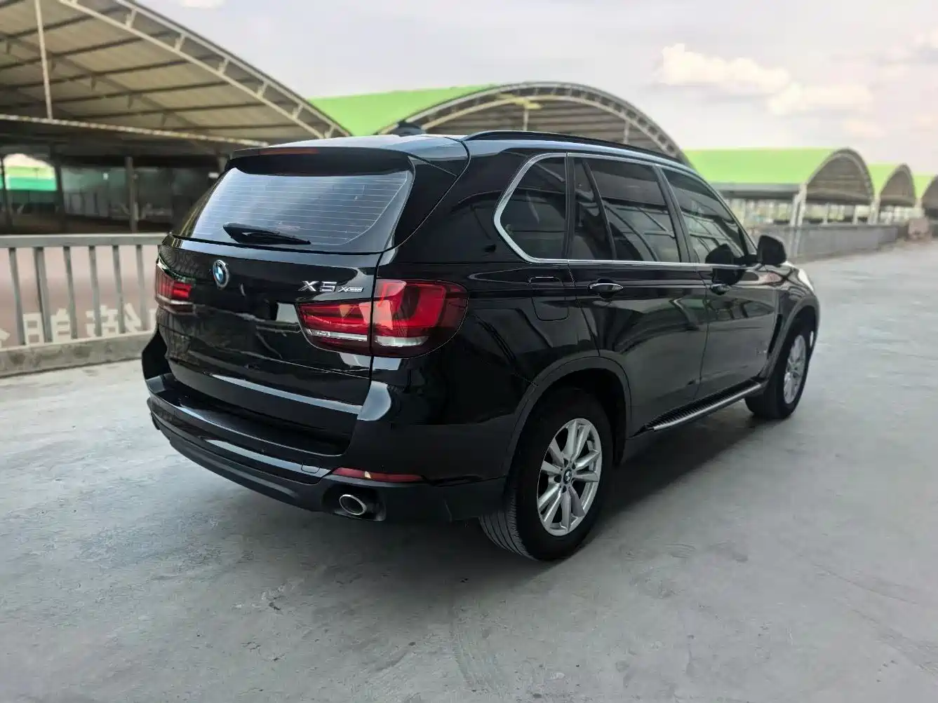 BMW X5 (Import) 2015 xDrive28i фото 6