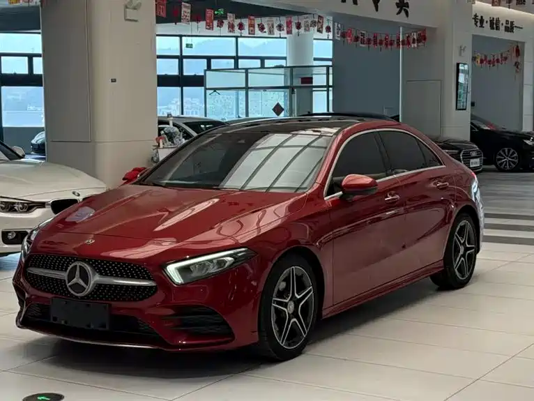 Mercedes-Benz A-Class 2019 A 200 L Sport Sedan