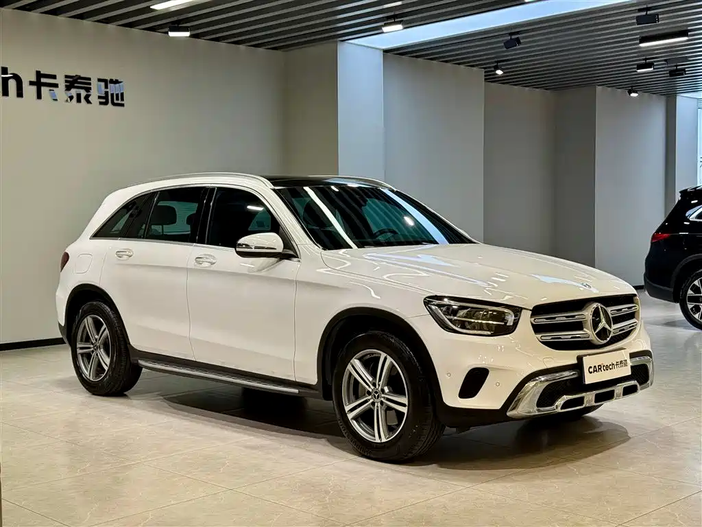 MERCEDES-BENZ GLC