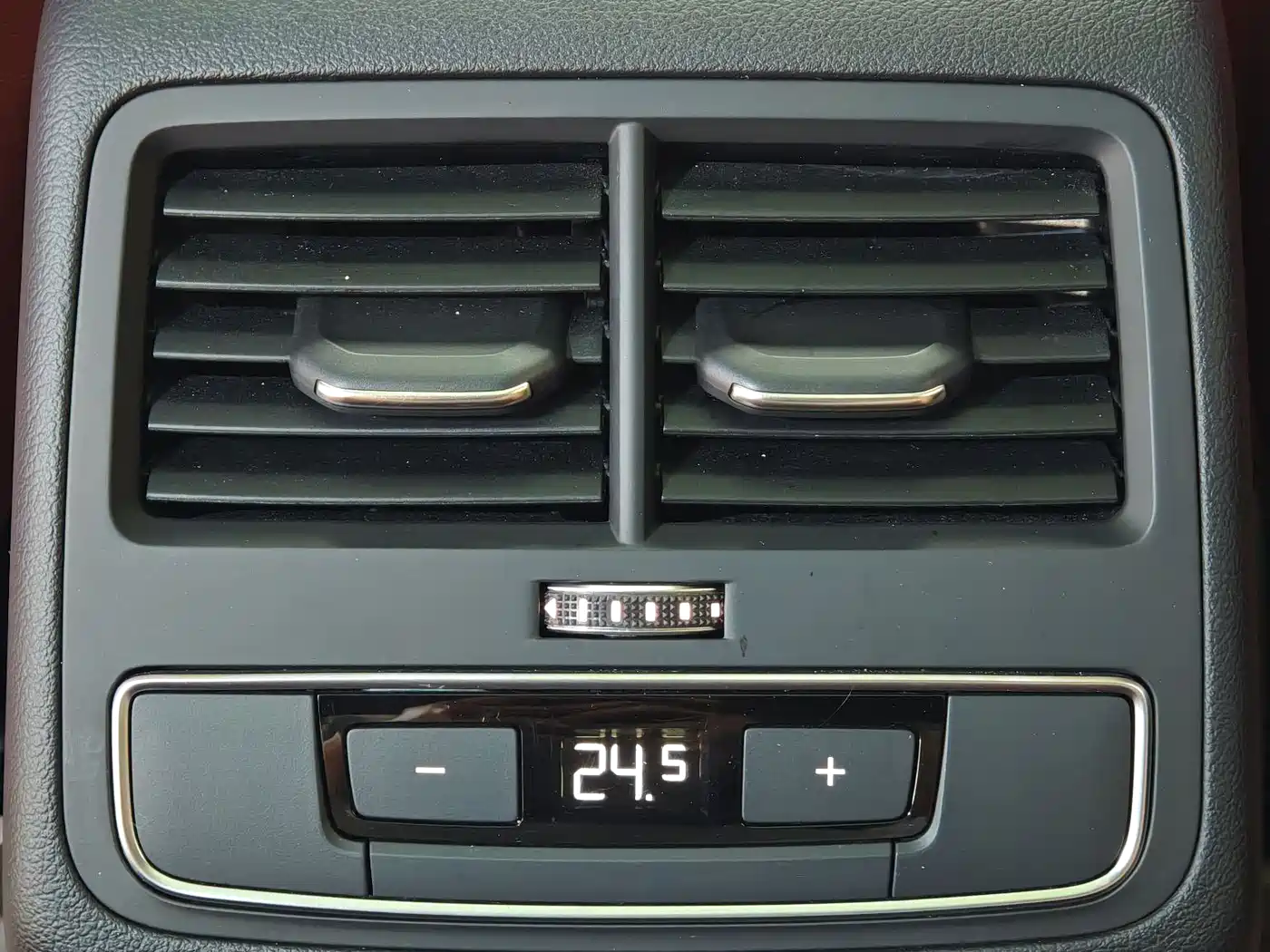 Audi A4L 2024 40 TFSI Luxury Dynamic фото 14