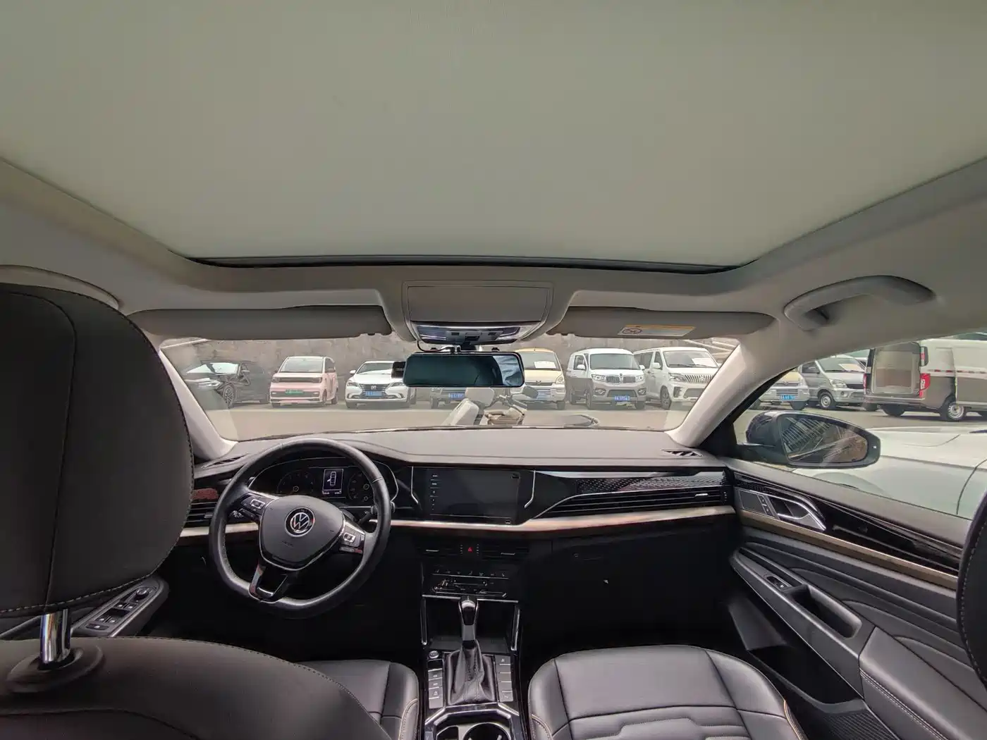 Volkswagen Passat 2021 Model 330TSI Elite Edition фото 6