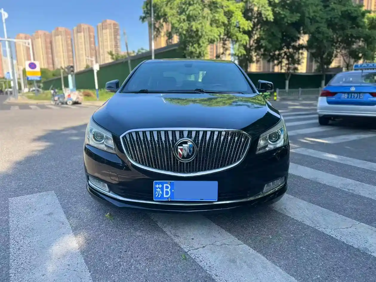 Buick LaCrosse 2013 2.4L SIDI Elite Comfort фото 2