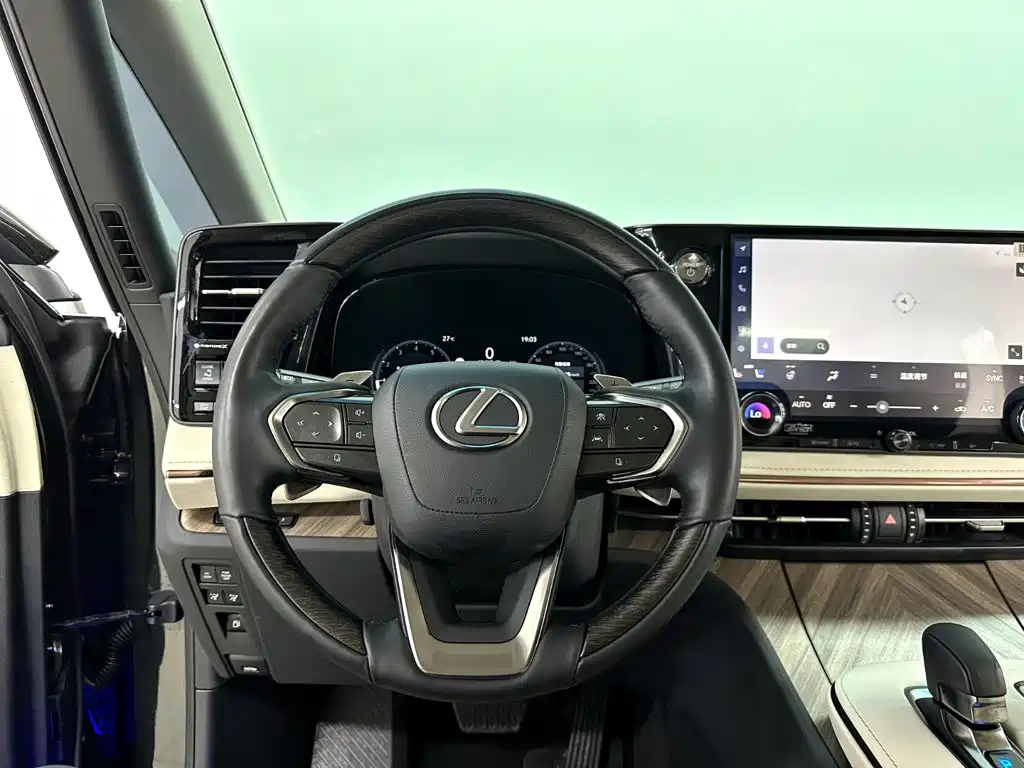 Lexus LM 2024 2023 500h 6-Seater Prestige Edition