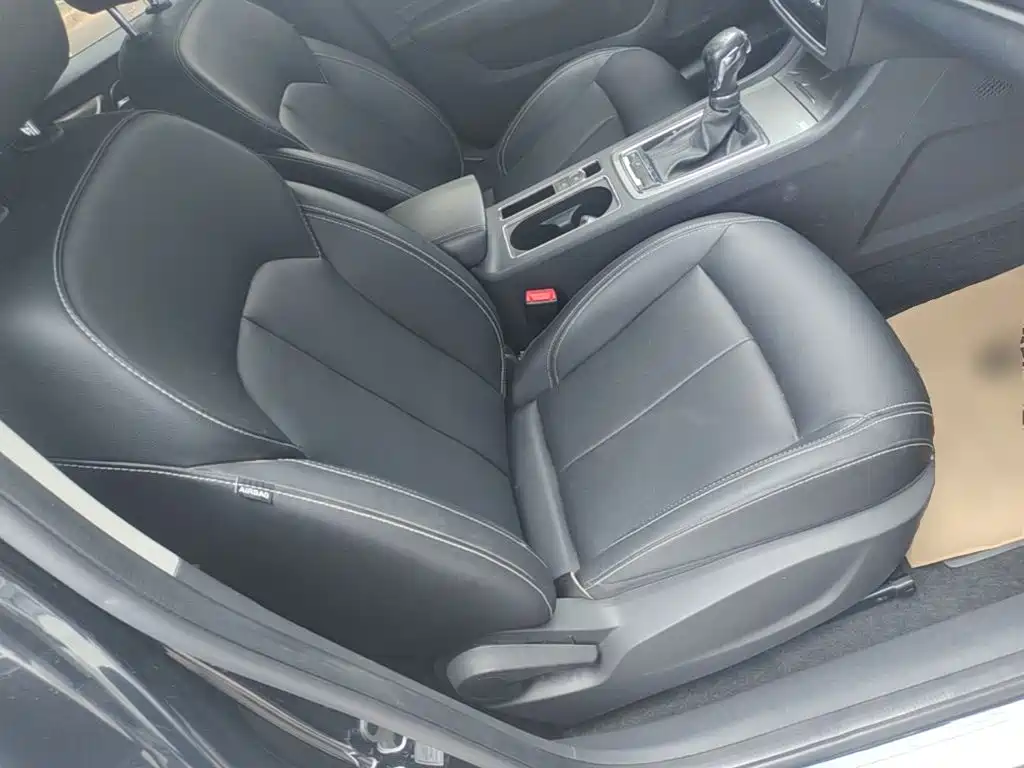 Roewe i6 2019 2018 20T Automatic Flagship Edition