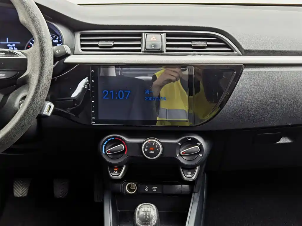 Kia K2 2017 2017 Sedan 1.4L MT GLS
