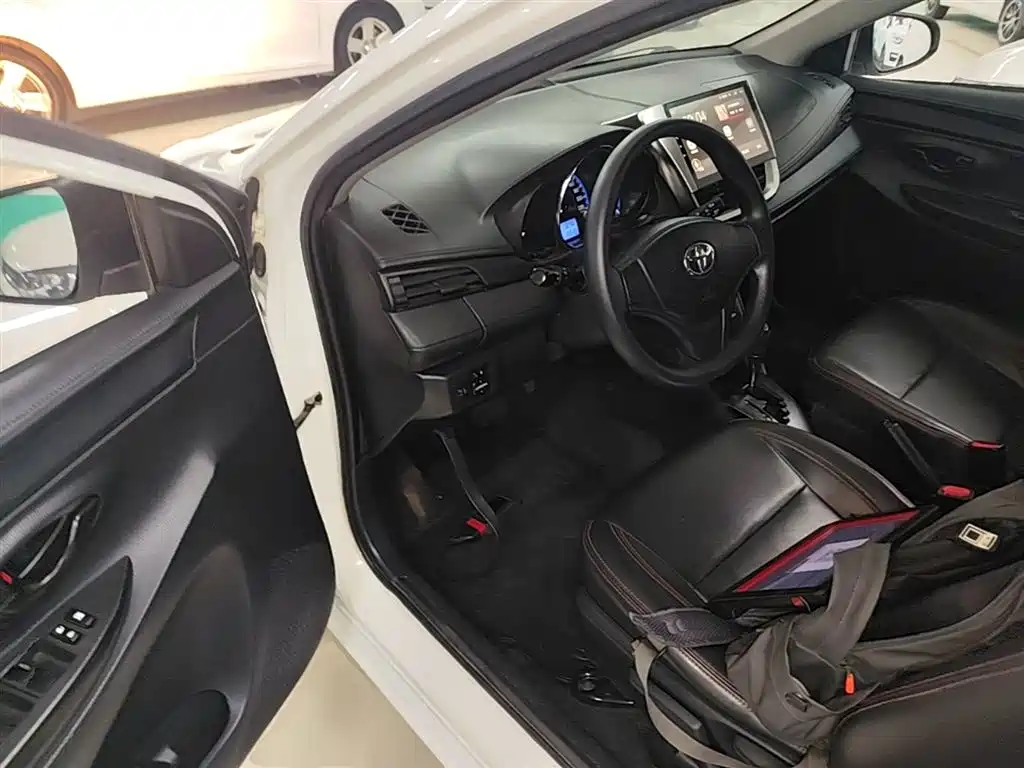 Toyota Vios FS 2017 1.5L CVT Fengchi Edition фото 16