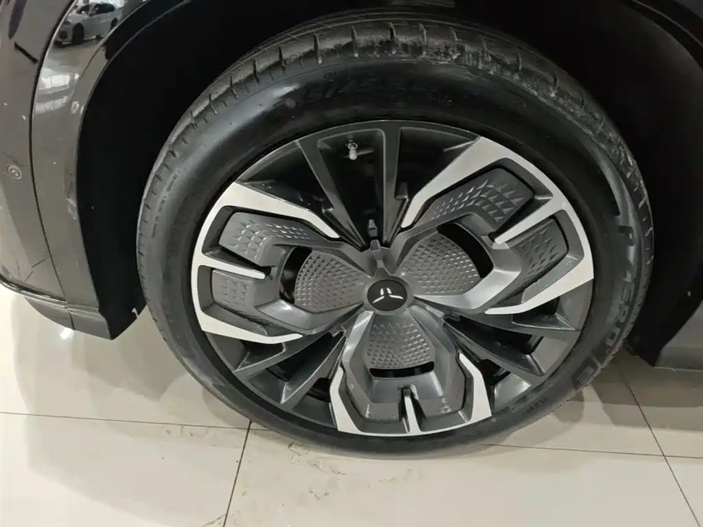 Hongqi Tian Gong 08 2025 680 Ultra AWD фото 23