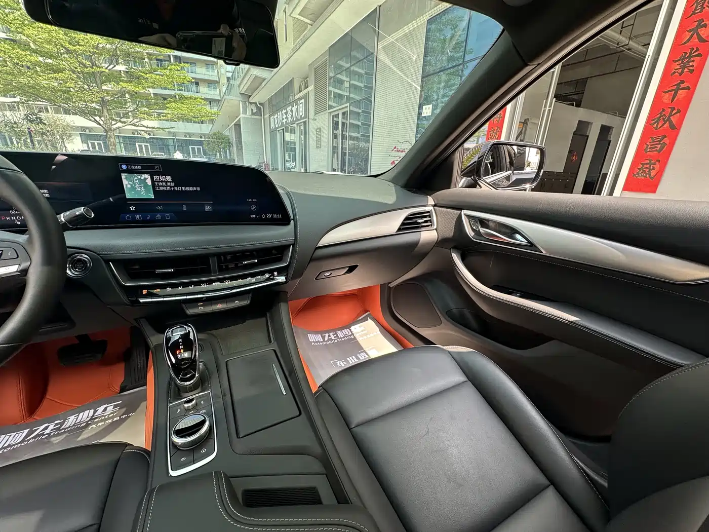 Cadillac CT5 2024 28T Luxury Model фото 18