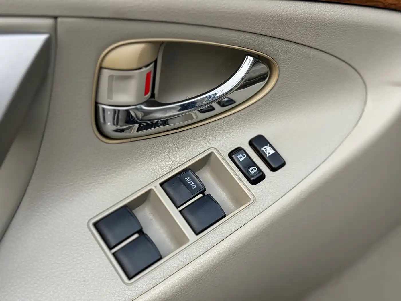 Toyota Camry 2011 240G Classic Anniversary Edition фото 14