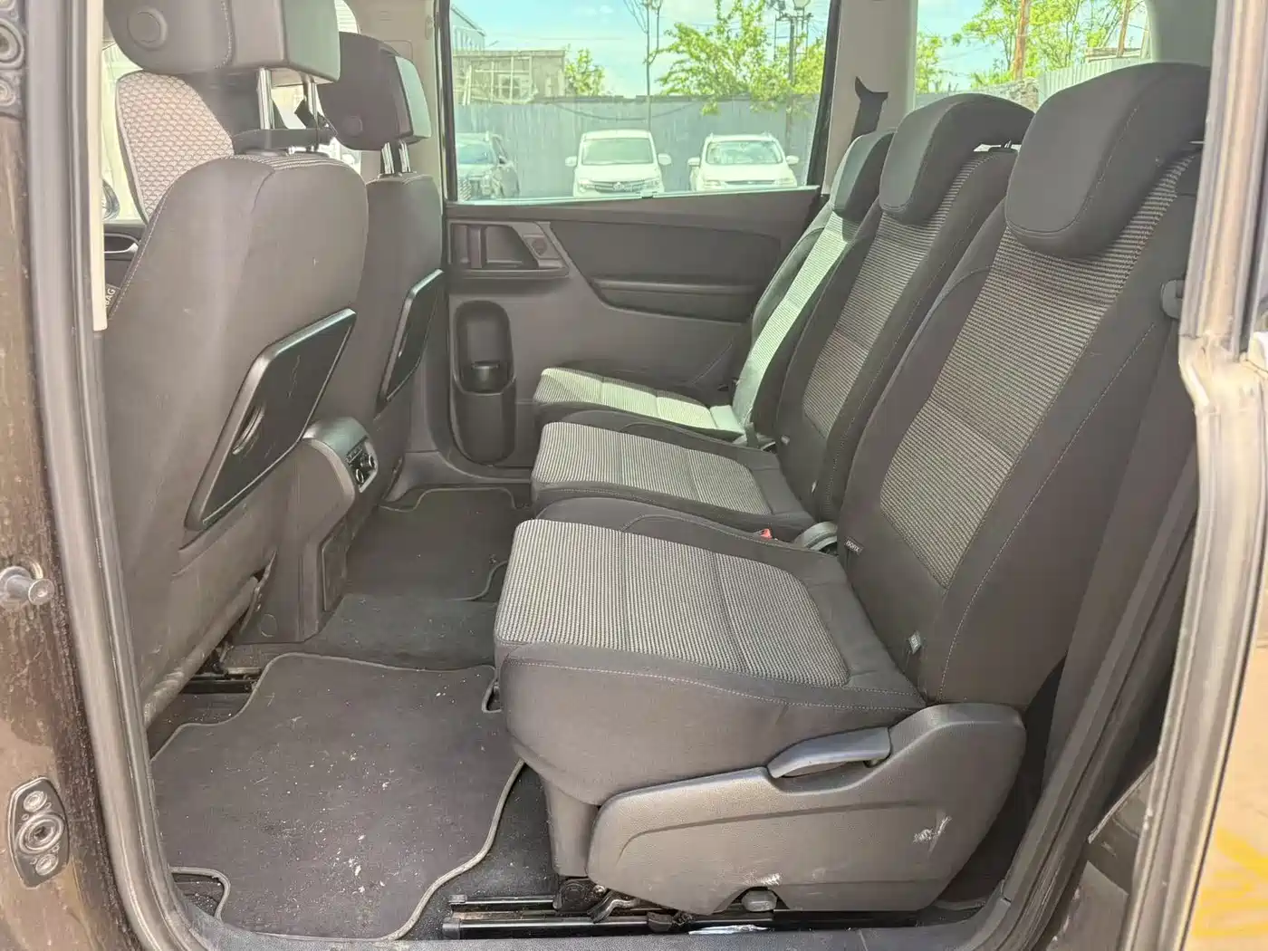 Volkswagen Sharan 2013 1.8TSI Standard фото 6