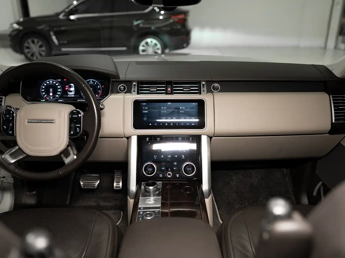 Фото 20 - Land Rover Range Rover