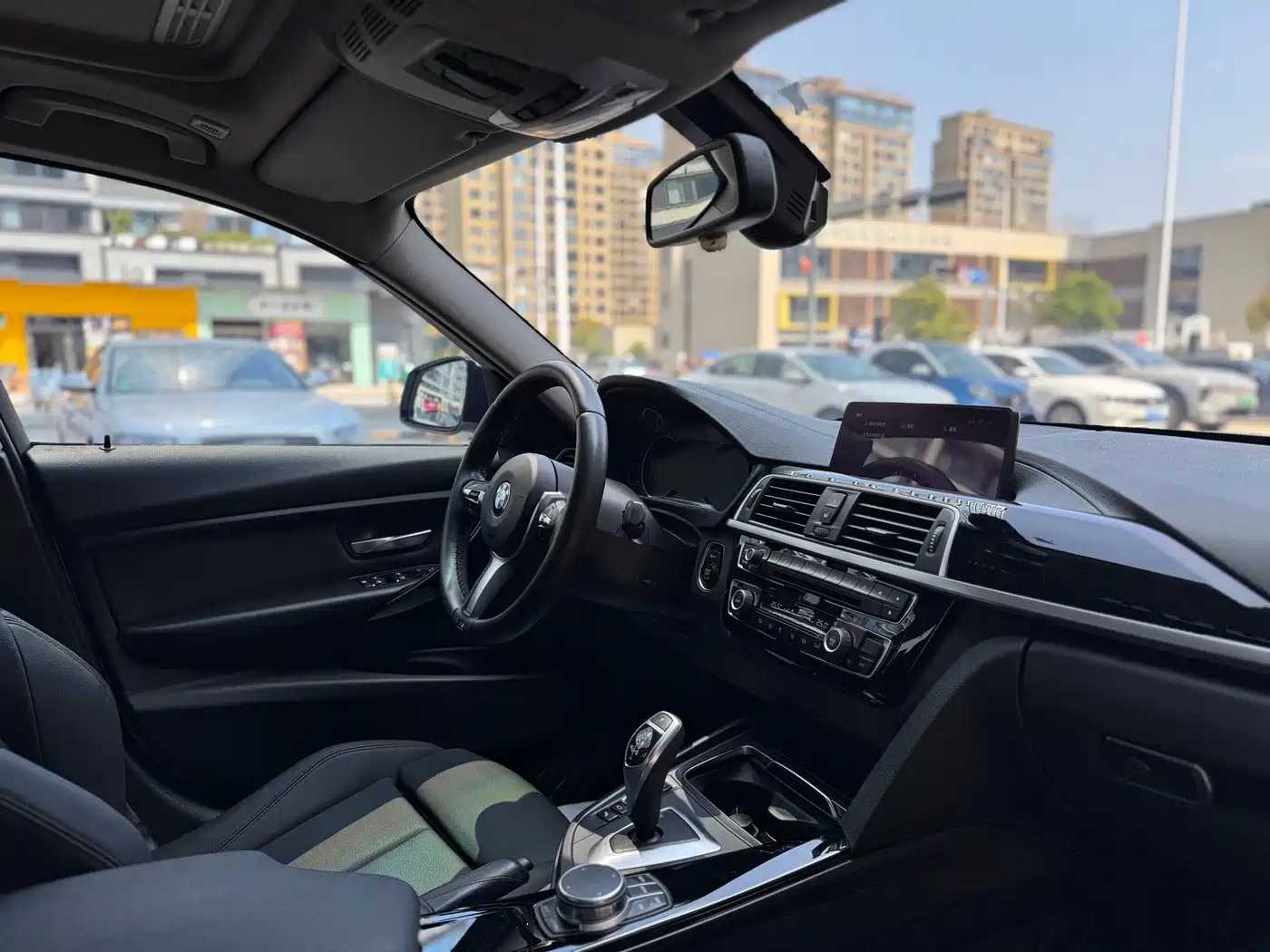 BMW 3 Series 2019 320Li M Luxury Package фото 16