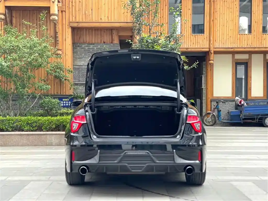 Lynk & Co 03 2019 1.5TD DCT Power Pro Edition China VI фото 8