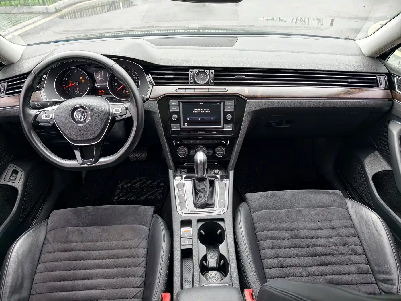 Volkswagen Magotan 2018 380TSI DSG Luxury фото 11