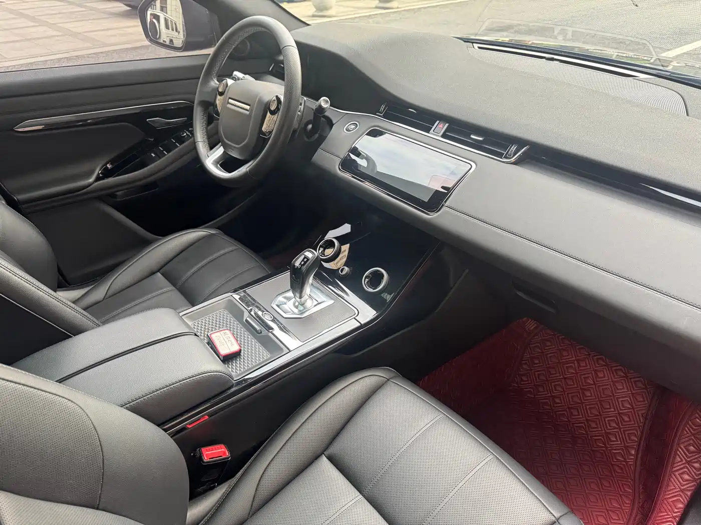 Land Rover Range Rover Evoque 2020 Model 249PS R-DYNAMIC S Gloss Black Sport Edition фото 23