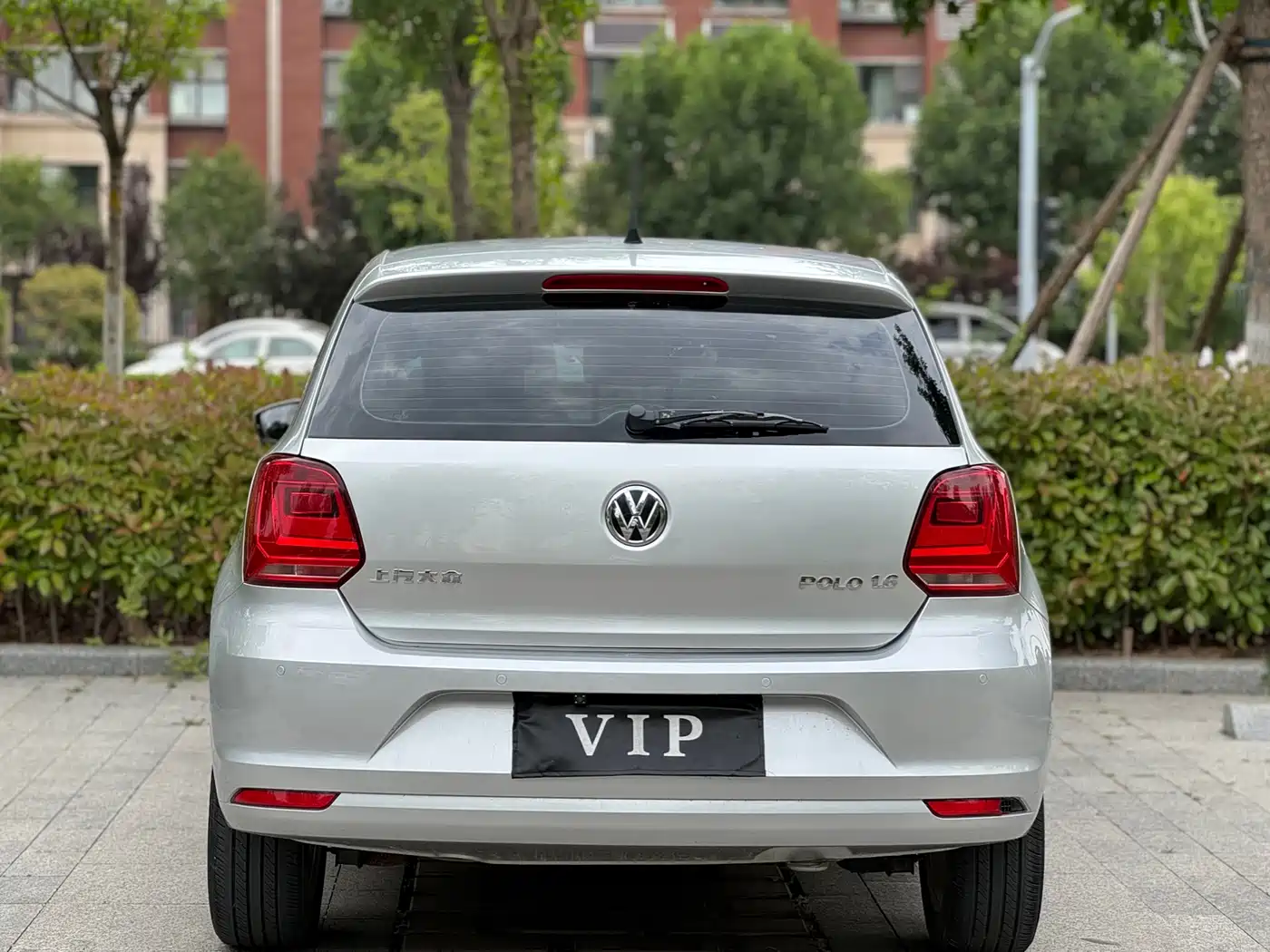 Volkswagen Polo 2014 1.6L Automatic Comfort Edition фото 9